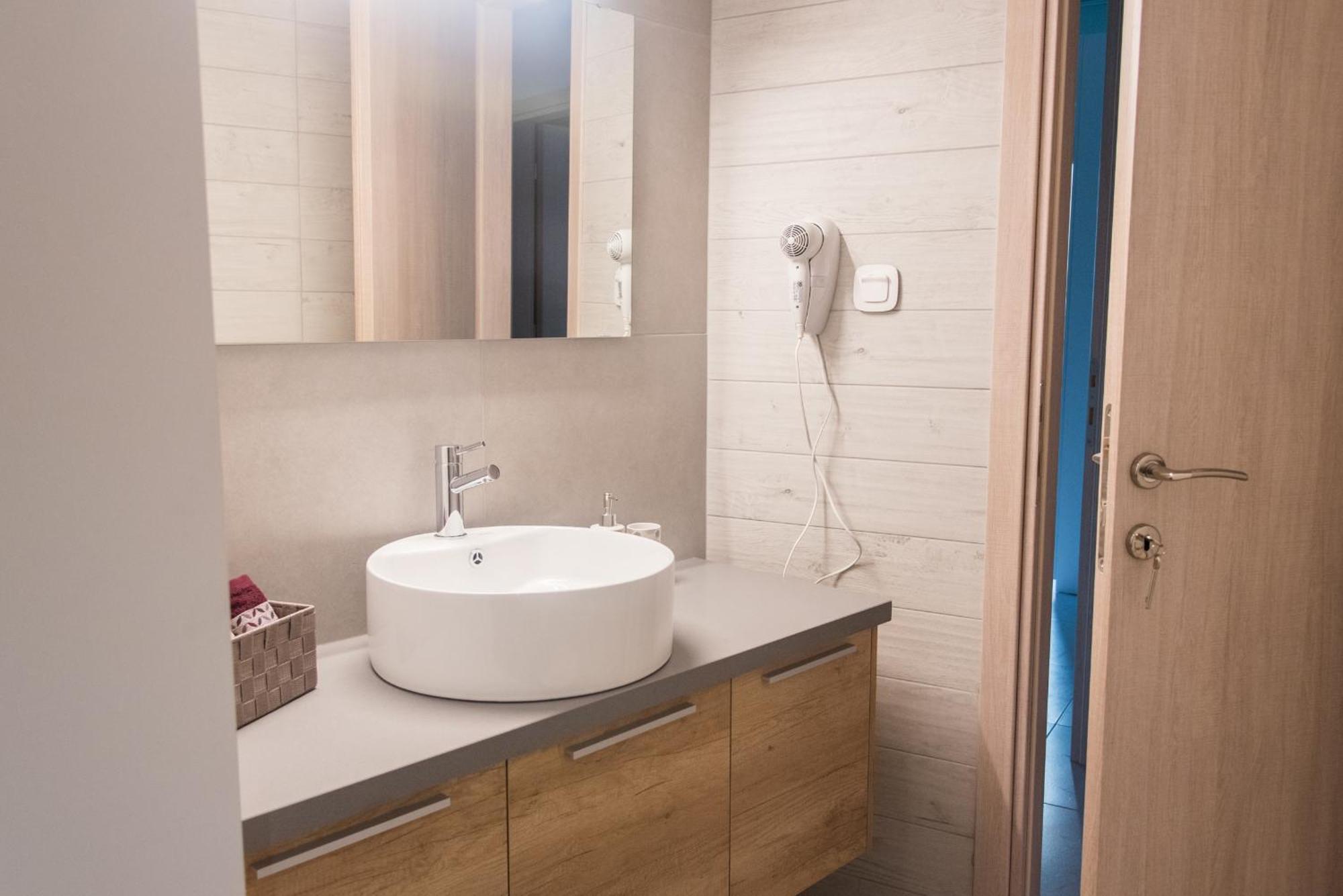 Comfy & Modern Apartment In The Heart Of Heraklion Heraklion (Crete) Exterior foto